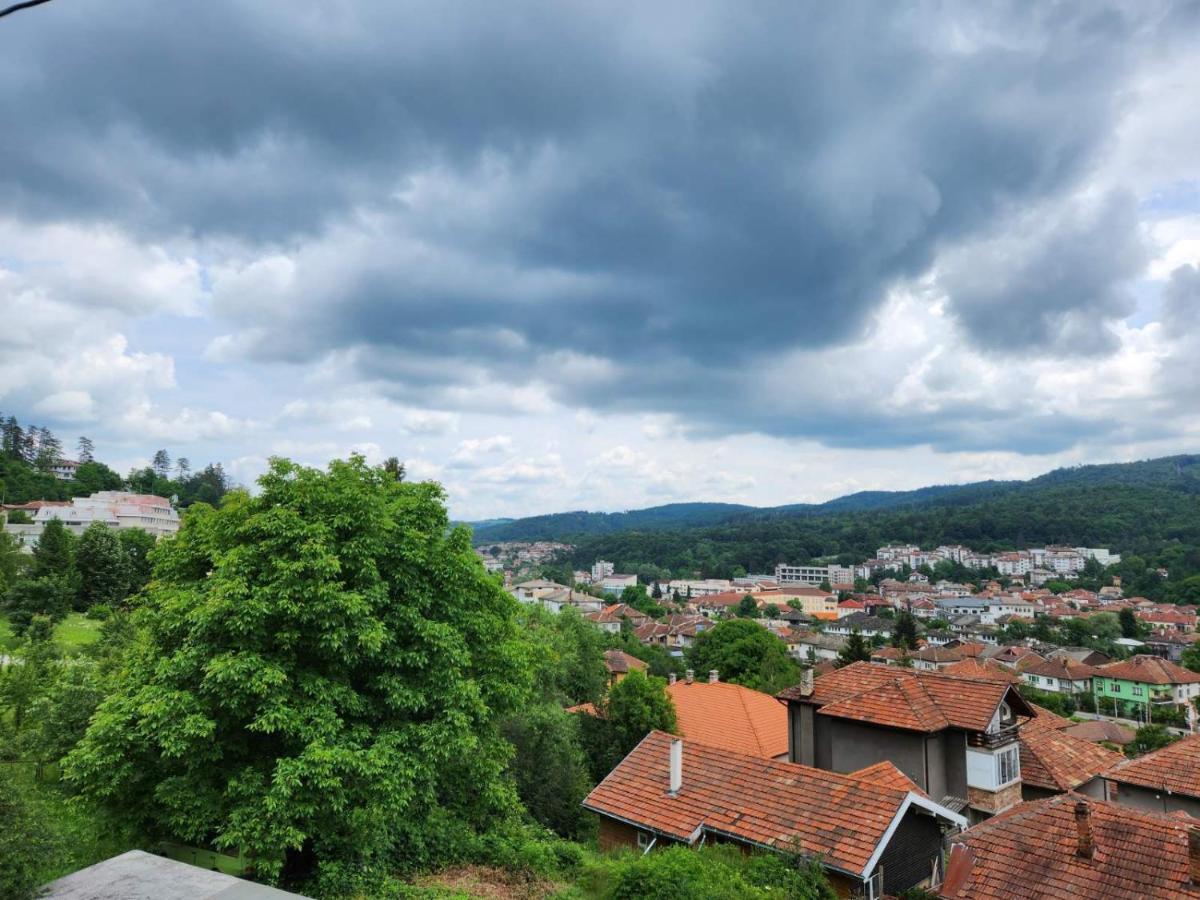 Апартамент Панорамна Гледка Tryavna Exterior photo